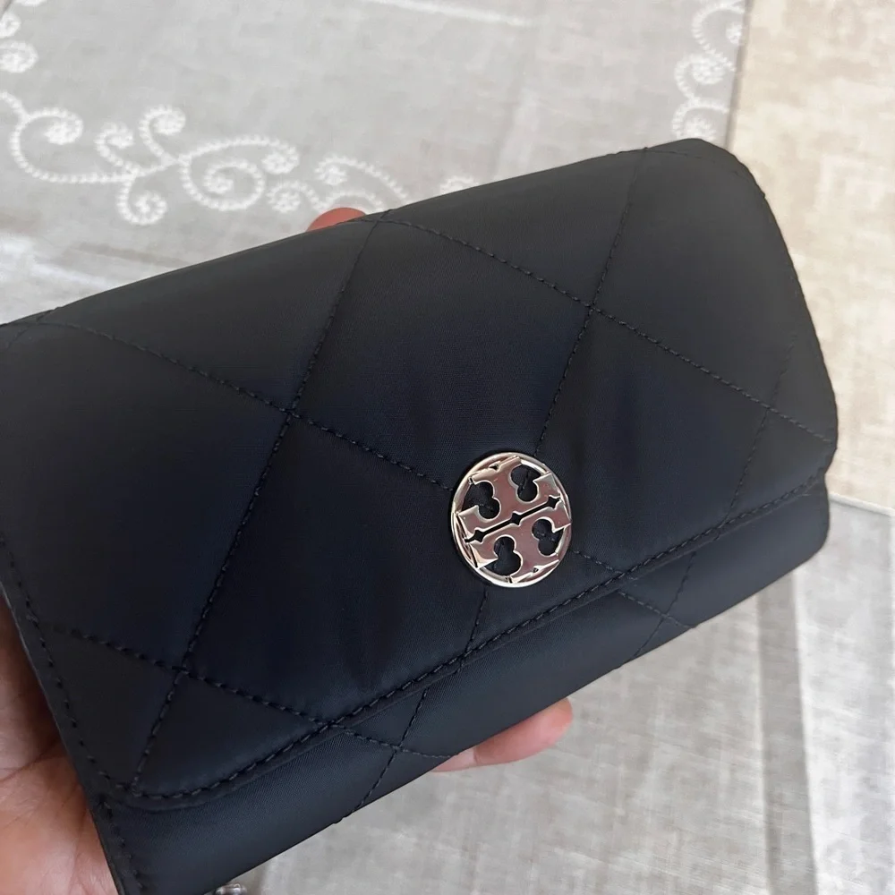 TORY BURCH• Willa Black Quilted Nylon Crossbody Bag